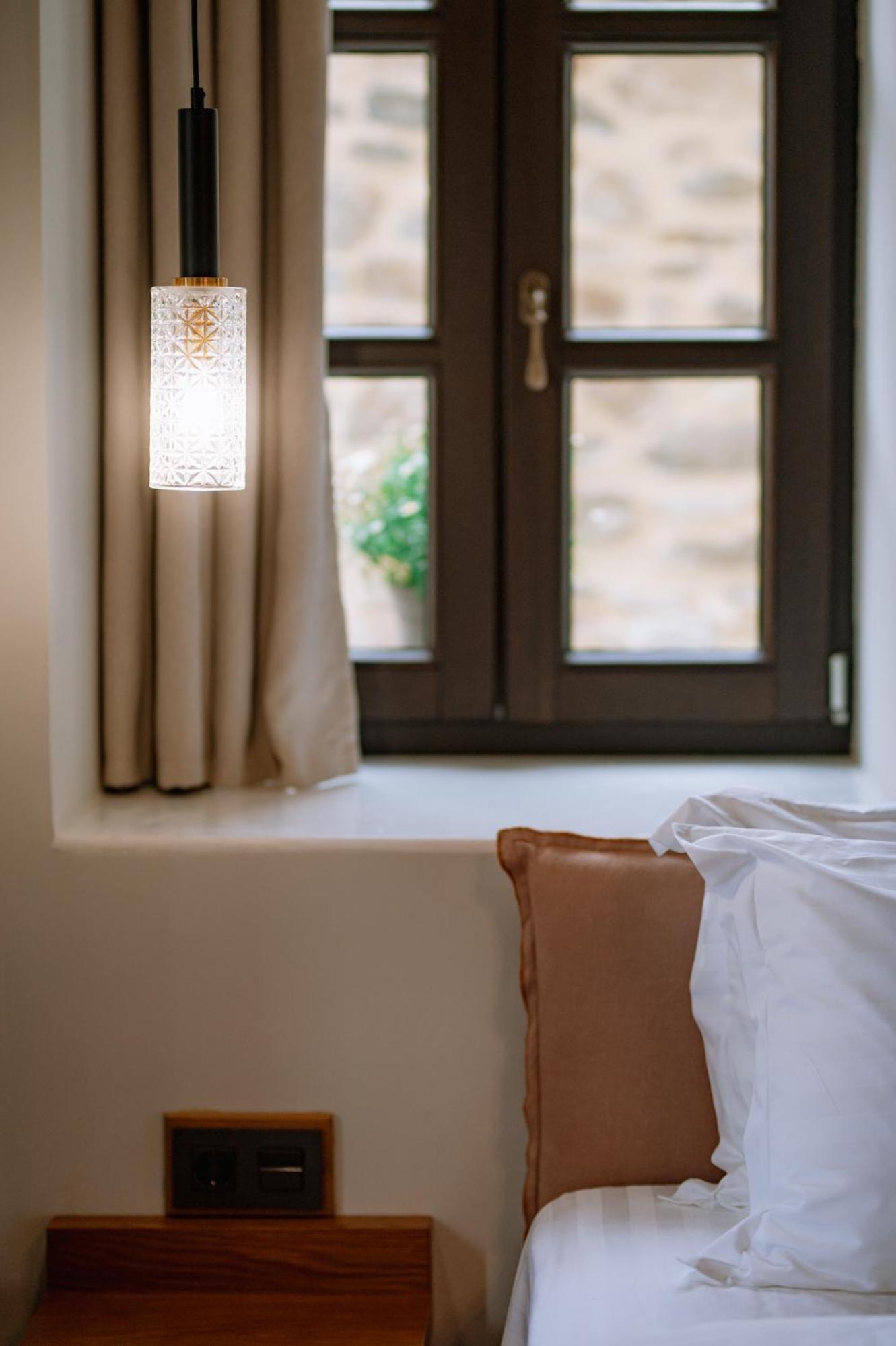 Νysa Hotel Mousthéni Eksteriør billede