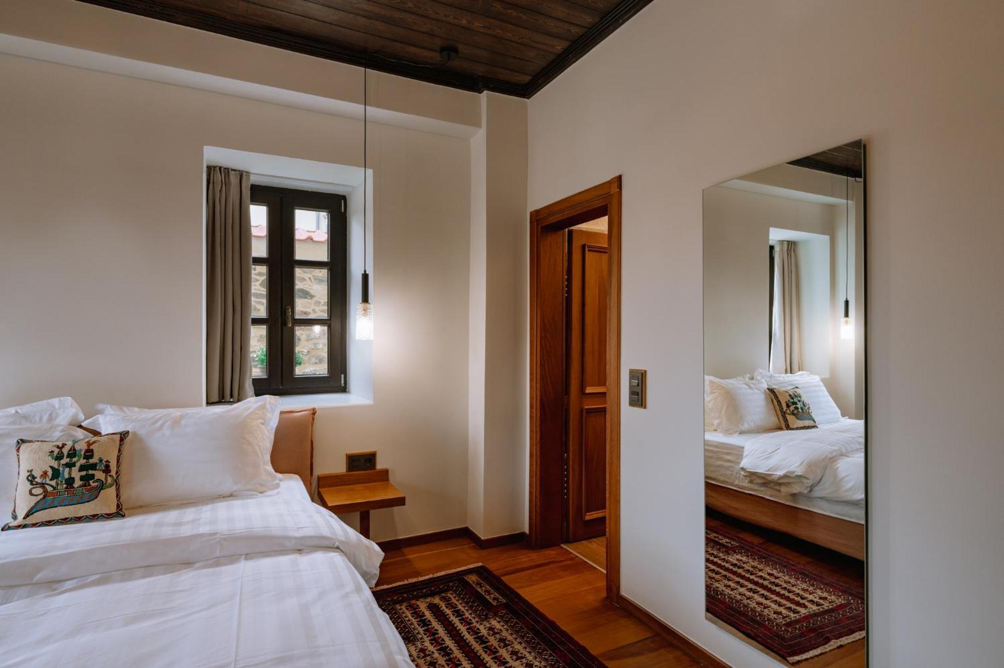 Νysa Hotel Mousthéni Eksteriør billede
