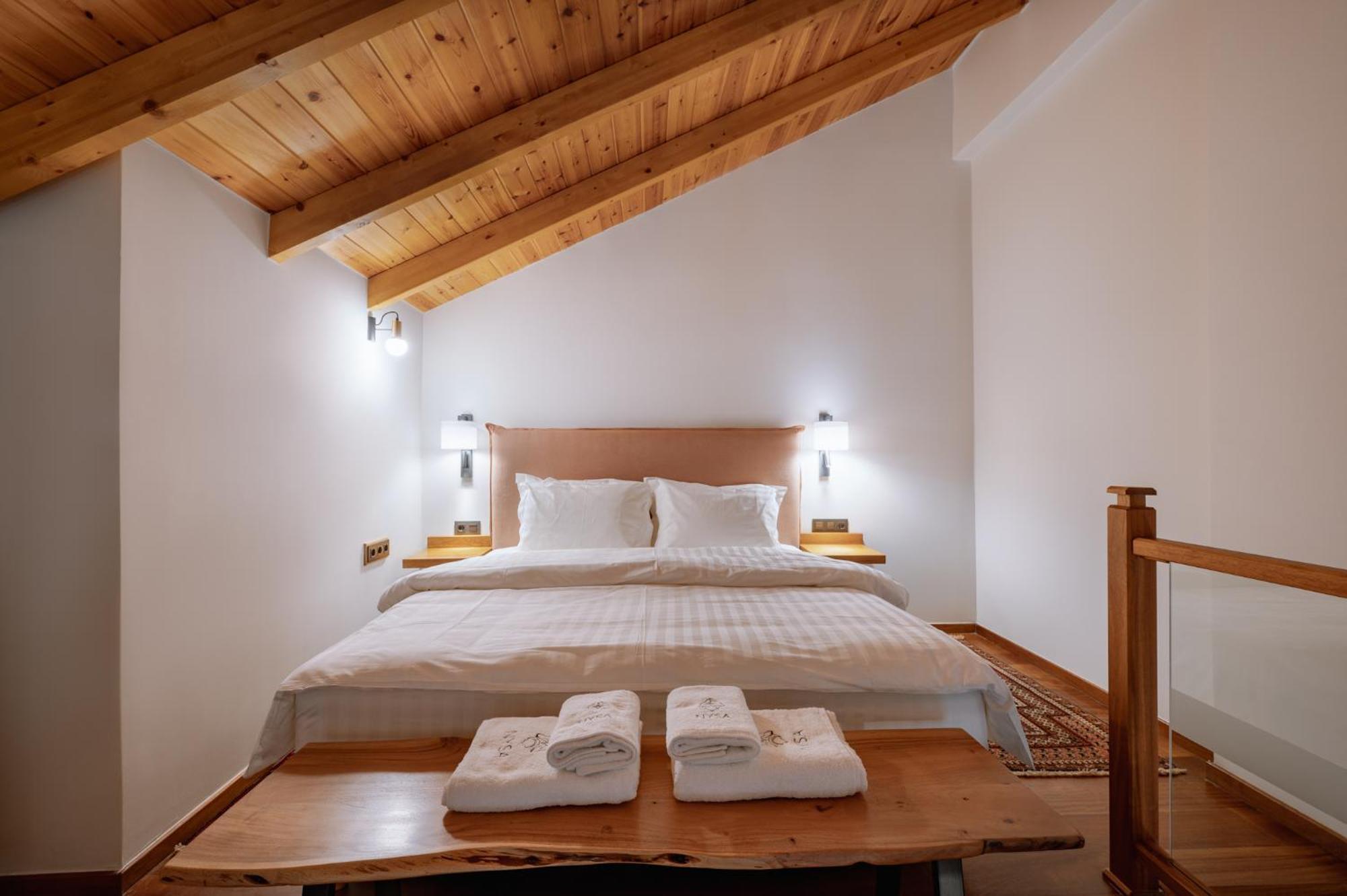 Νysa Hotel Mousthéni Eksteriør billede