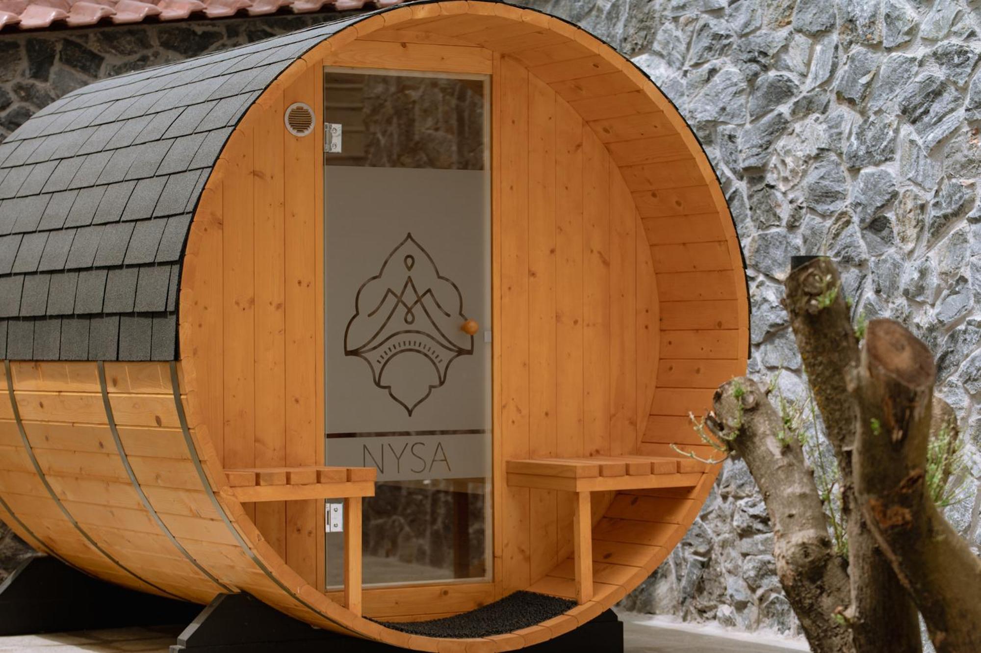 Νysa Hotel Mousthéni Eksteriør billede