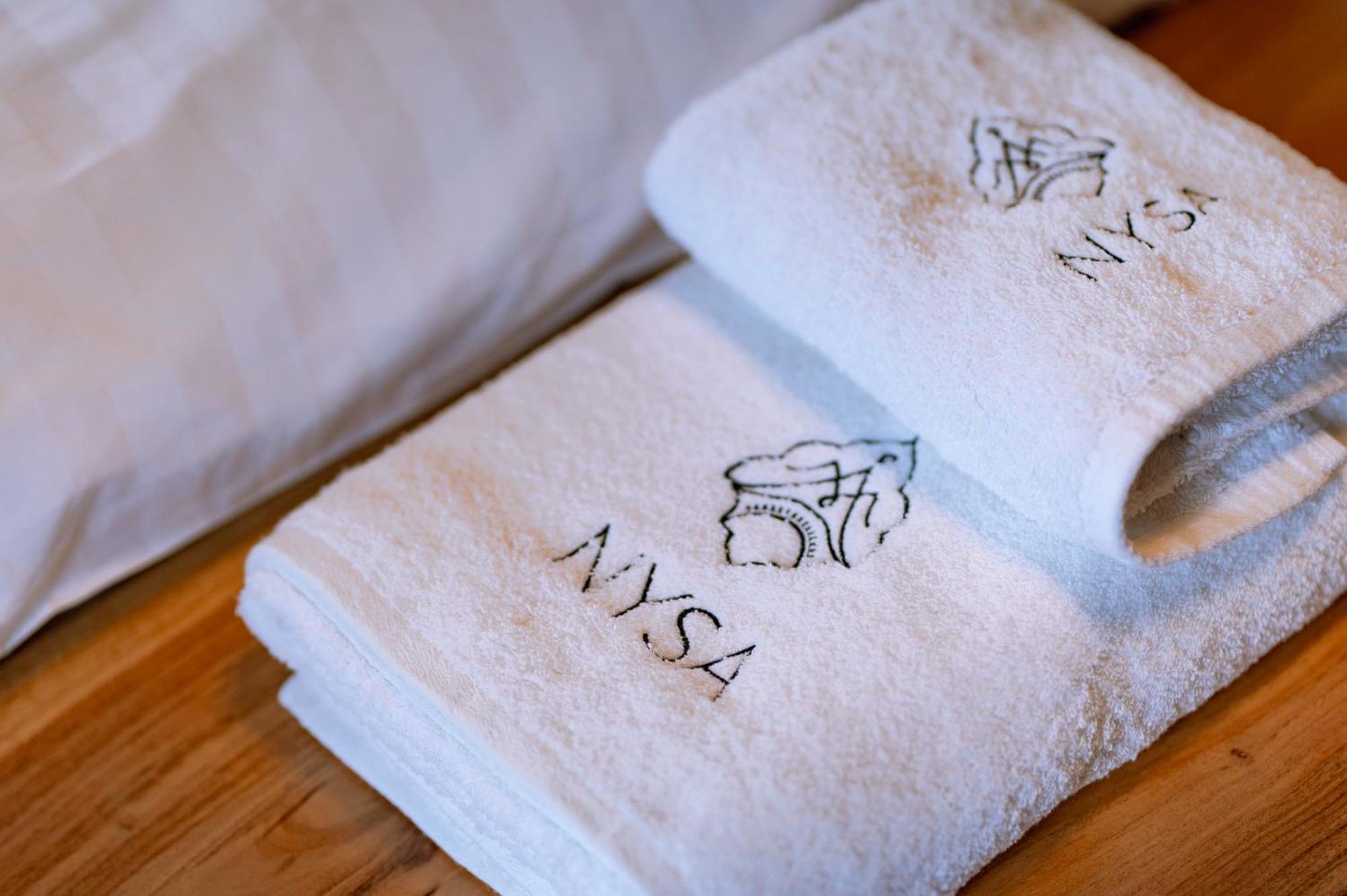 Νysa Hotel Mousthéni Eksteriør billede