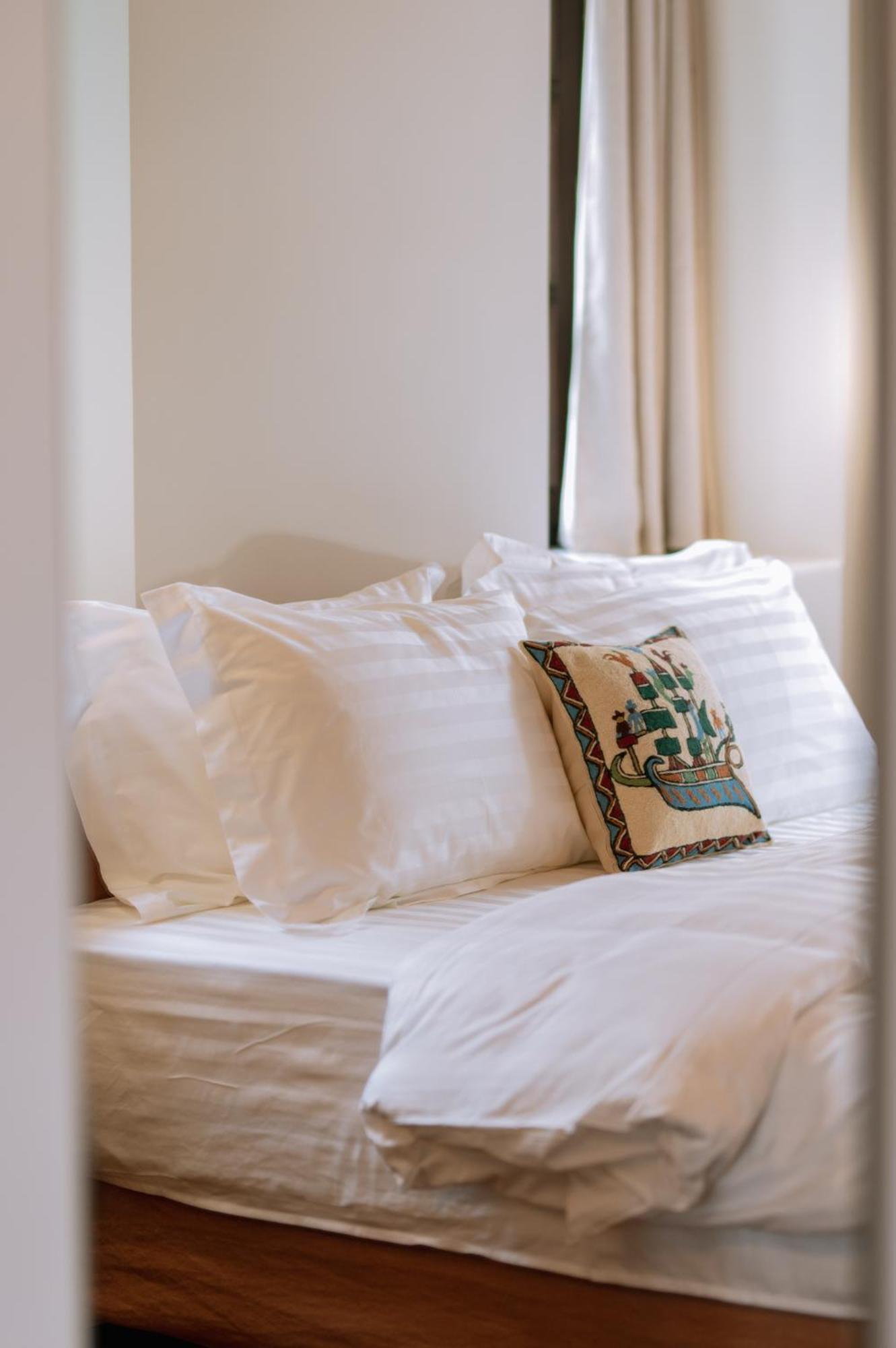 Νysa Hotel Mousthéni Eksteriør billede